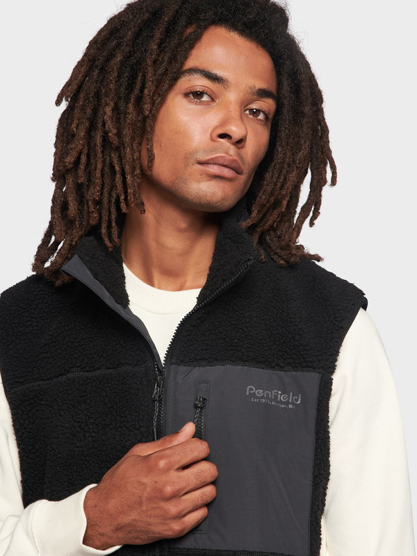 Penfield Hudson Script Borg Men Vest Black | P-6502318